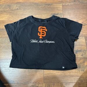 San Francisco giants New Era Black crop Tee with Orange SF Logo large